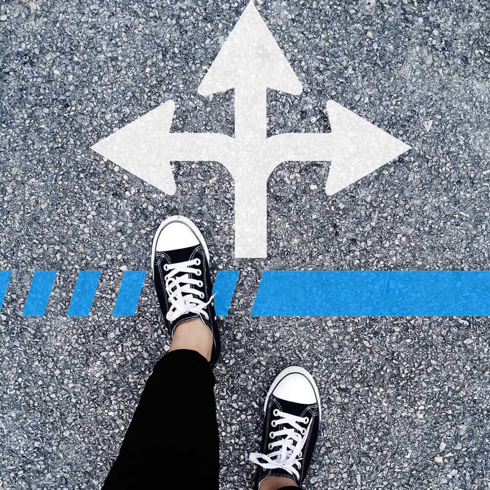 choose-the-right-direction-1536336_1920-1-1